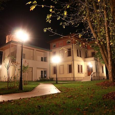 Villa Delle Rose Portogruaro Δωμάτιο φωτογραφία