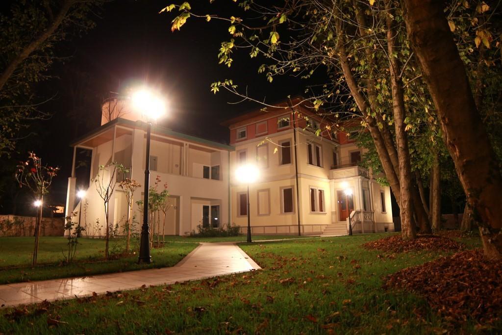 Villa Delle Rose Portogruaro Δωμάτιο φωτογραφία